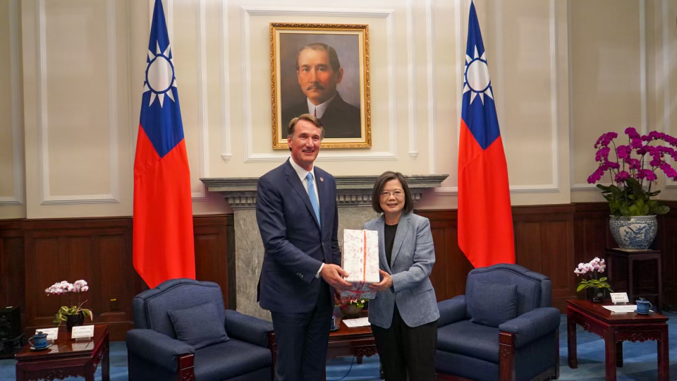 Virginia Governor Approves Trade Office in Taiwan